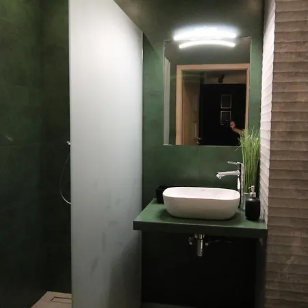 New Mona * 바르샤바